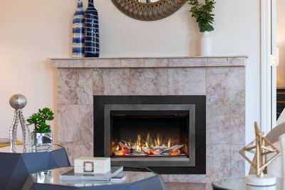Valor: GE4 Electric Fireplace Insert - primary view